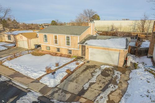 16683 Kansas Dr, Denver, CO 80017-4124