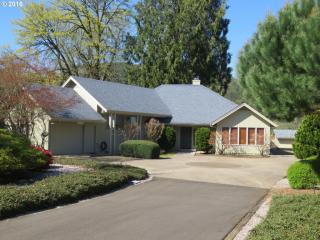 41815 Madrone St, Springfield, OR 97478-9535