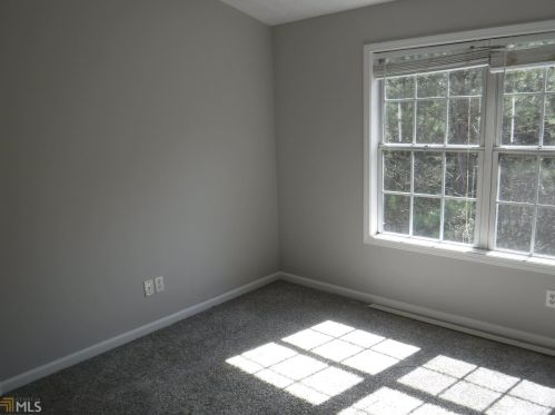 758 Celeste Ln, Atlanta GA  30331-8606 exterior