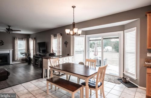 125 Gap Vw Blvd, Harpers Ferry WV 25425-3003 exterior