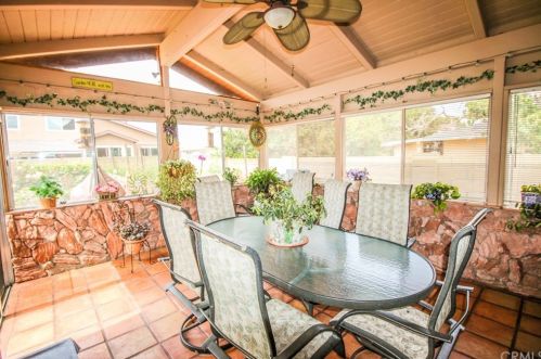 1621 Sumac Ln, Anaheim CA  92804-6653 exterior