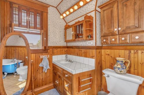 411 J St, Los Banos CA 93635-4142 exterior