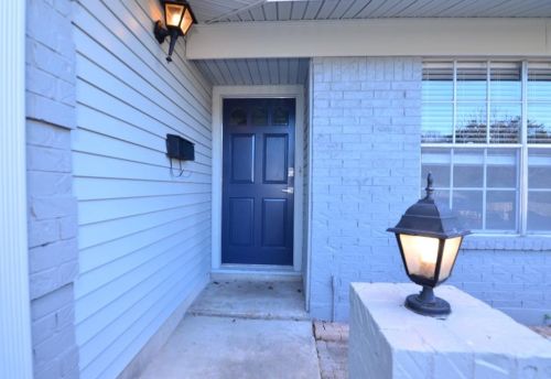 1007 Bob White Dr, Austin, TX 78758-6703