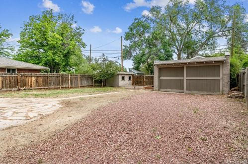 3210 Washington St, Englewood CO 80113-2727 exterior