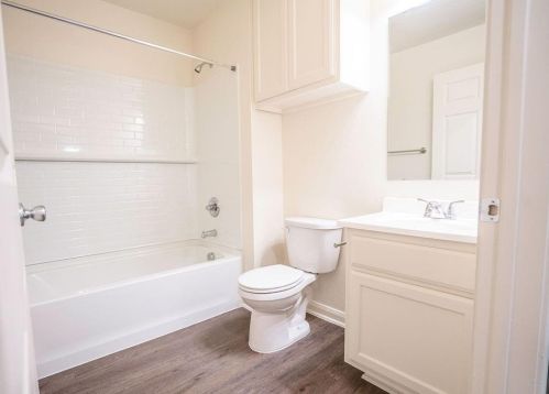 1034 Broadway Ave, Fort Worth TX  76104-1159 exterior