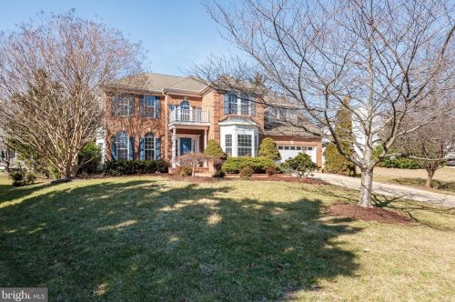 12720 Hitchcock Ct, Herndon, VA 20191-5846
