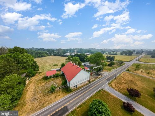 507 Pine Rd, Carlisle, PA 17015-9108