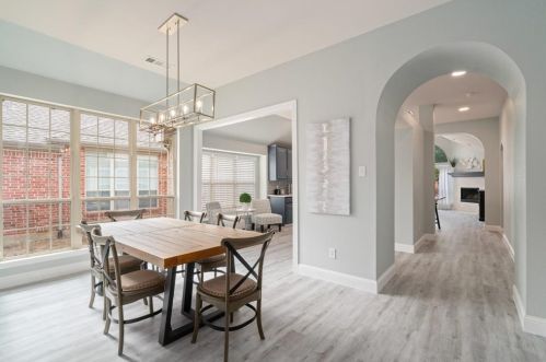 1312 Burnett Dr, Argyle TX  76226-6551 exterior