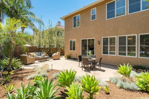 10 Brockton, Irvine CA  92620-7911 exterior