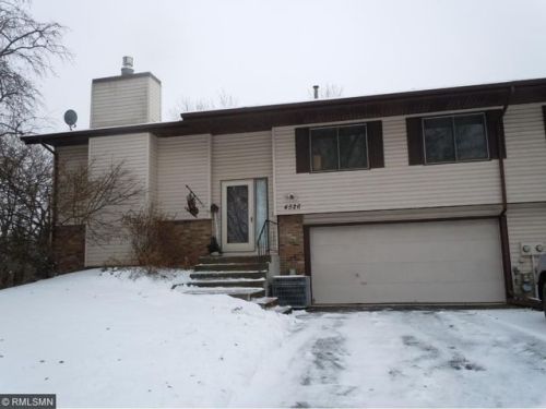 4526 Bridge Ct, Saint Paul, MN 55126-2220