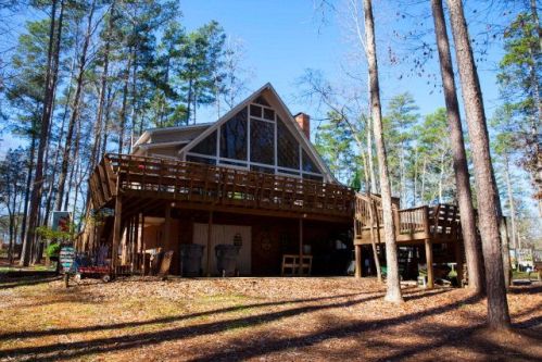 1240 Wells Creek Dr, Lincolnton, GA 30817-2444