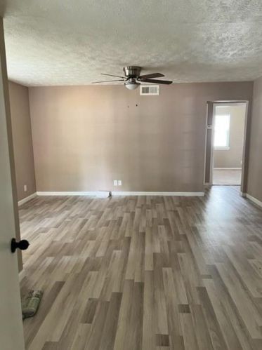 314 16th St, Irving TX  75060-5957 exterior