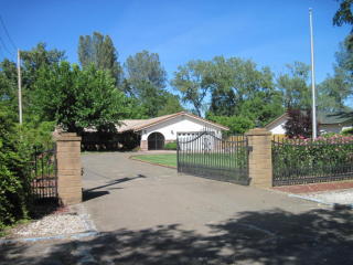 19054 River Crest Dr, Anderson, CA 96007-8901