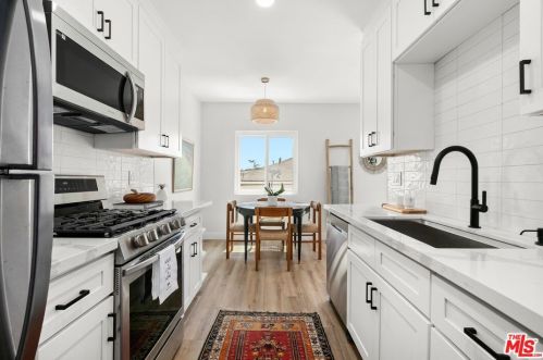 922 16th St, Santa Monica CA  90403-3279 exterior