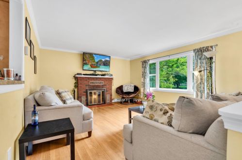 23 Shadow Ln, Keene, NH 03431-5222
