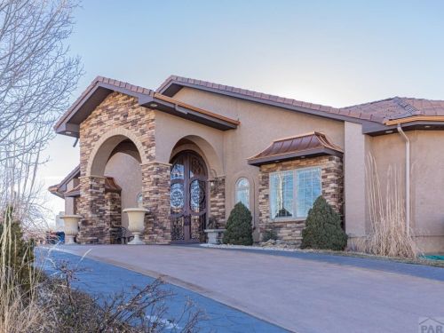 1601 Doral Dr, Pueblo, CO 81001-1780