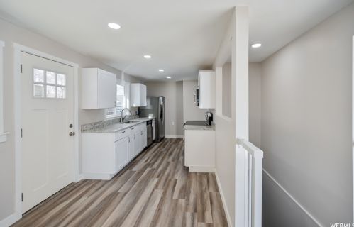 2146 Westfield Cir, Taylorsville UT 84084-4222 exterior