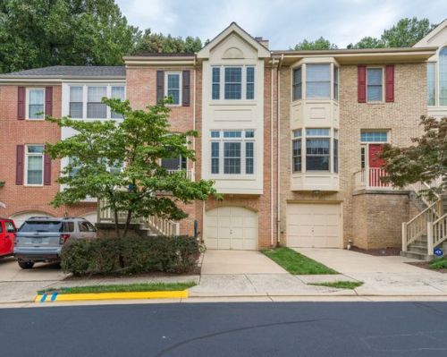 1363 Heritage Oak Way, Herndon, VA 20194-1905
