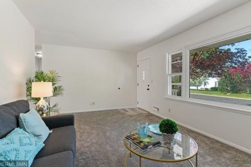 213 Yoho Dr, Anoka MN  55303-1902 exterior