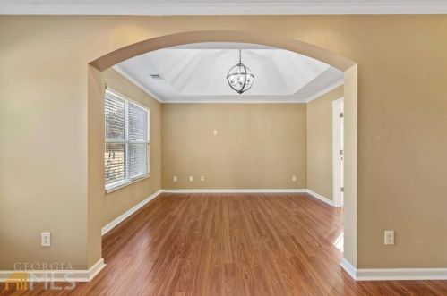 5665 Baffin Rd, Atlanta GA  30349-7051 exterior