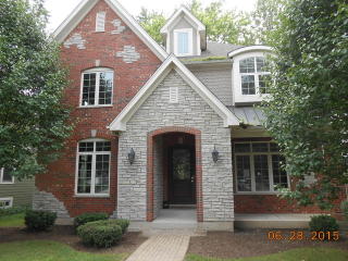615 Brainard St, Naperville, IL 60563-3130
