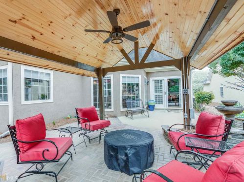 141 Wexford Ct, Stockbridge GA  30281-6306 exterior