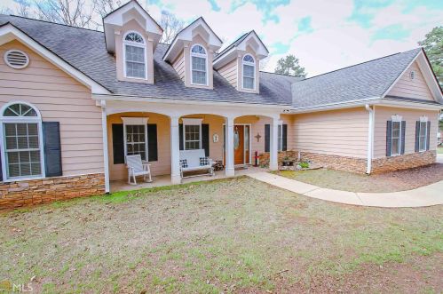 42 Helen Ln, Stockbridge, GA 30281-5144
