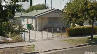 1555 Hunter St, Stockton, CA 95206-2048