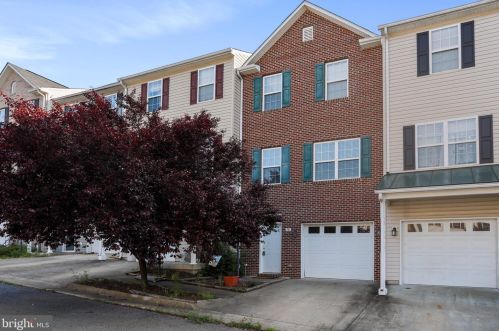 20 Toms Brook Dr, Toms Brook, VA 22660-1720