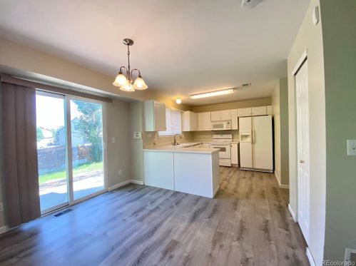 22237 Lake Ave, Denver, CO 80015-4578