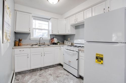 914 Burr St, Saint Paul MN  55130-4000 exterior