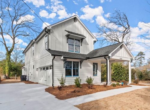 558 Jetal Pl, Atlanta, GA 30318-6483