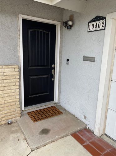 10402 Whirlaway St, Cypress, CA 90630-4466