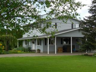 1880 Birch Bay Lynden Rd, Ferndale, WA 98248-9702