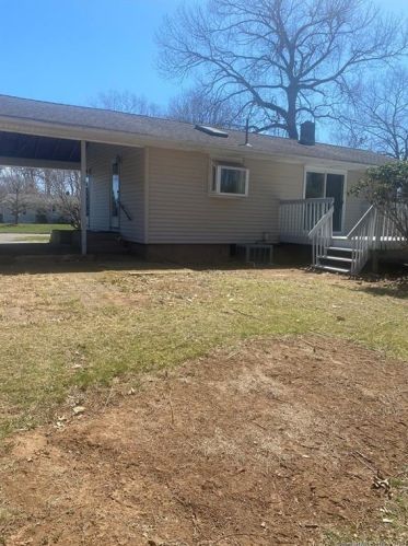 85 Ridgetop Rd, Wallingford, CT 06492-2029