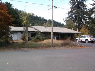 861 H Ave, Powers, OR 97466-9644