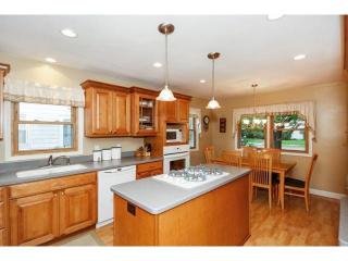 3921 Regent Ave, Minneapolis MN  55422-2021 exterior