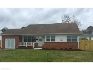 1613 Skyline Dr, Norfolk, VA 23518-4327