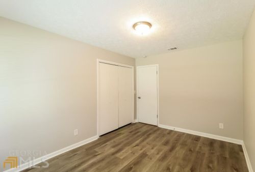 191 Cowan Rd, Conyers GA  30094-4101 exterior