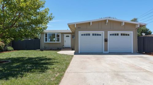 1403 Camellia Dr, Palo Alto, CA 94303-2633