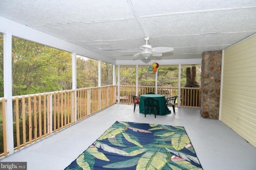 340 Highland Ridge Rd, Berkeley Springs WV  25411-3898 exterior