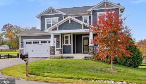 11939 George Farm Dr, Lovettsville, VA 20180-2794