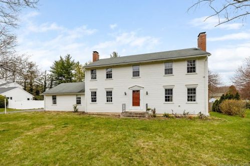 14 Foxglove Ln, Windsor, CT 06095-1846