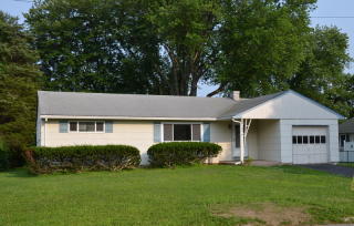 202 Hurley Dr, Hackettstown, NJ 07840-1832