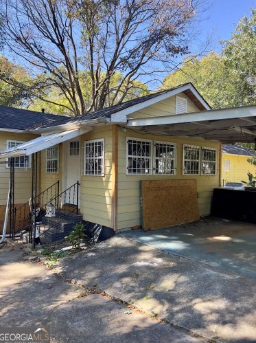 40 Knottingham Ct, Stockbridge GA  30281-3100 exterior
