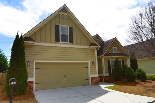 591 Winding Ridge Cir, Marietta, GA 30064-2872