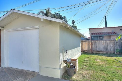 3160 Lime St, Riverside CA 92501-2930 exterior