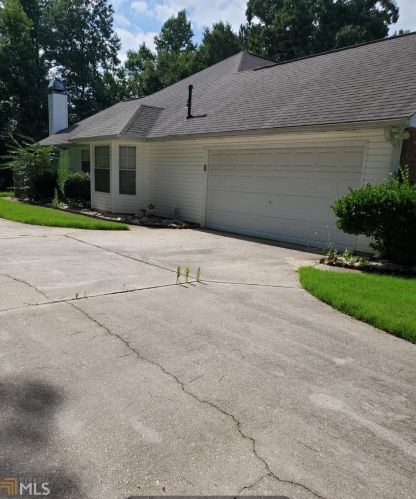 5 Arbor Cove Dr, Stockbridge, GA 30281-6440