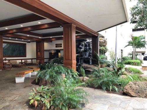 201 Ohua Ave, Honolulu HI 96815-3653 exterior