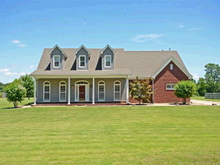 956 Cold Creek Cv, Piperton, TN 38017-4972